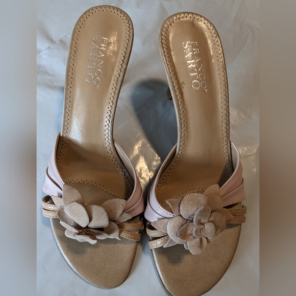 Franco Sarto Slip On Sandals, Heels, Flower, Size 8 M - Picture 6 of 7
